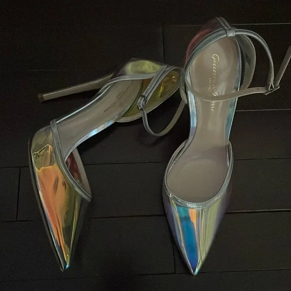 GIANVITO ROSSI HEELS - Picture 2 of 11